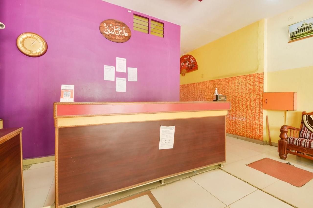 Spot On 74228 Galaxy Comforts Narasimharaja Puram Exterior foto