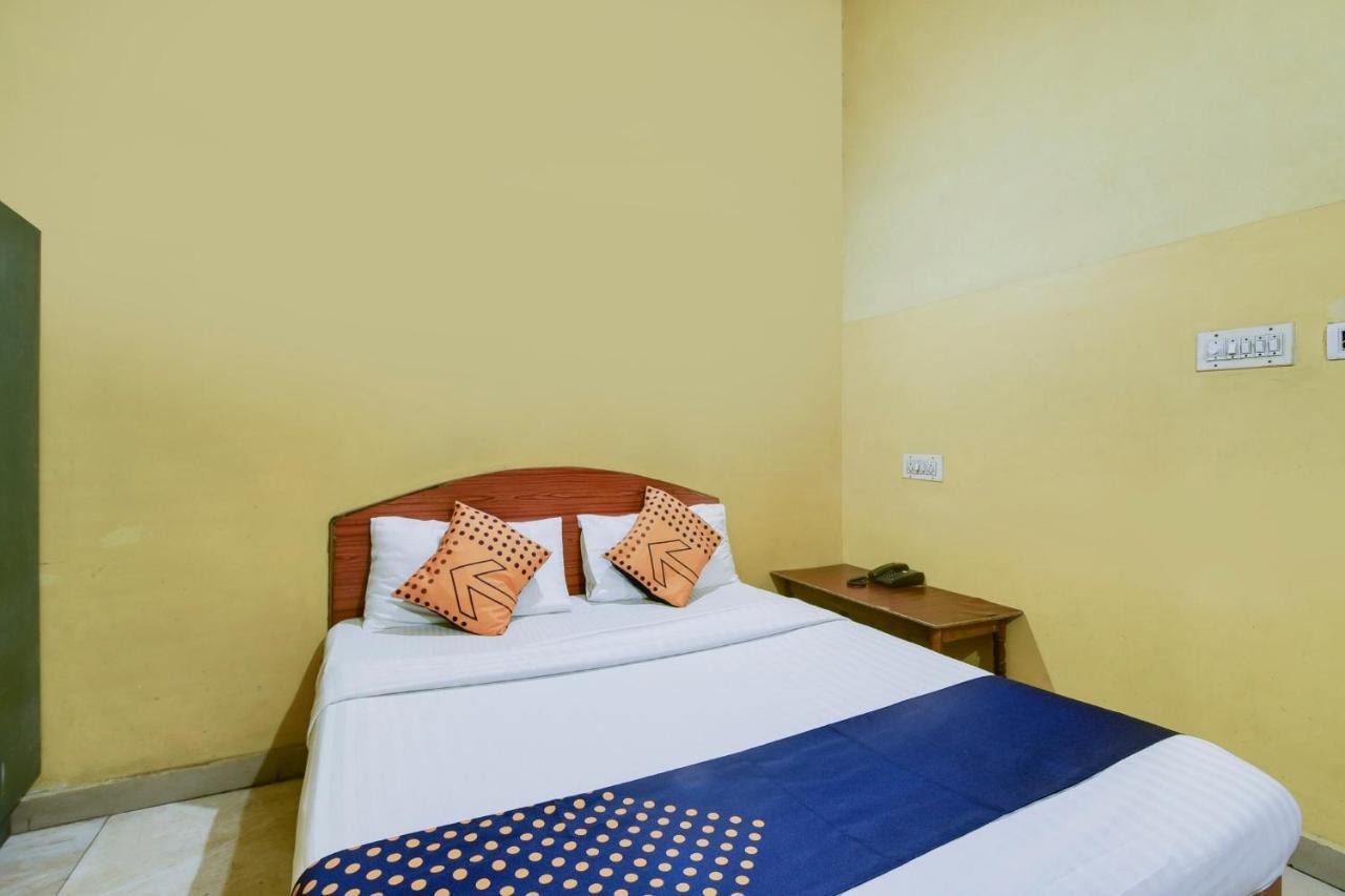 Spot On 74228 Galaxy Comforts Narasimharaja Puram Exterior foto