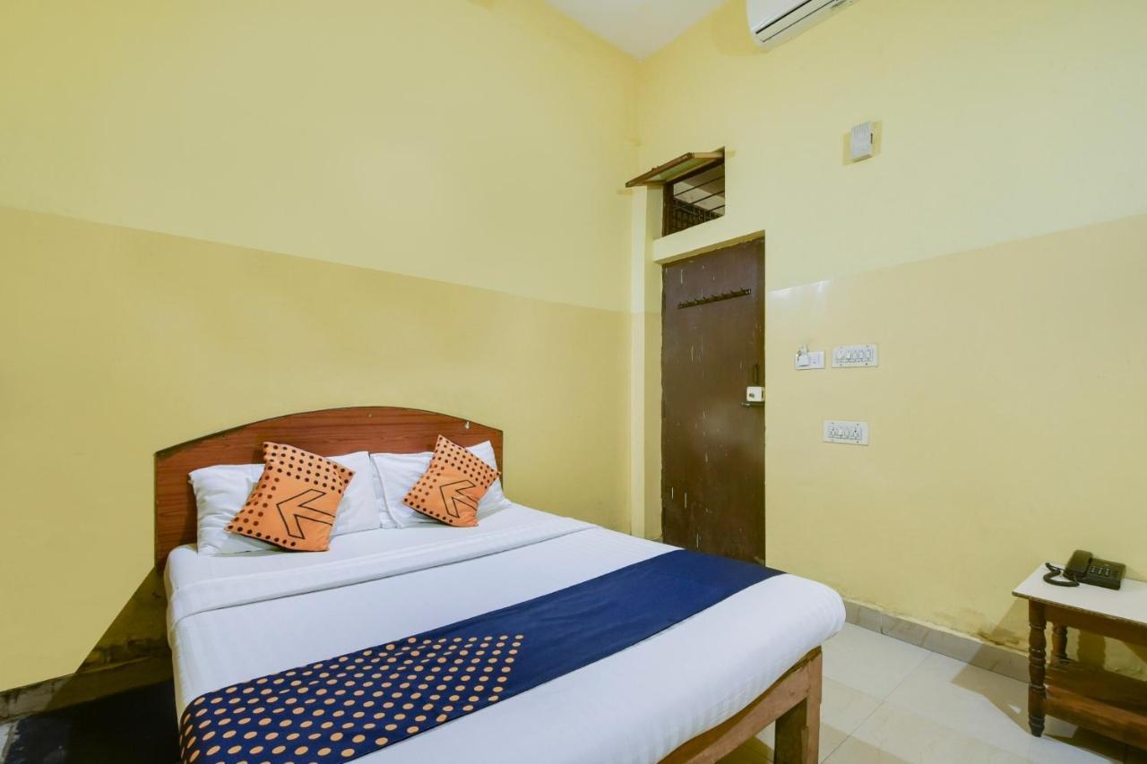 Spot On 74228 Galaxy Comforts Narasimharaja Puram Exterior foto
